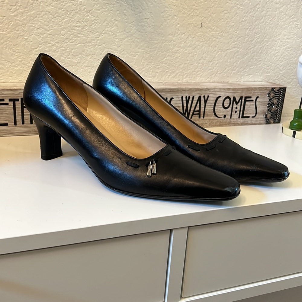 Vintage Salvatore Ferragamo Heels - Picture 1 of 8